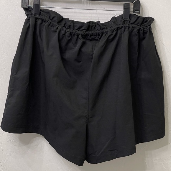 CALIA NWOT shorts Size Large - Picture 2 of 4